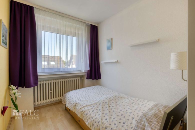 Großer Familientraum mit 952m² Grundstück! – Büro