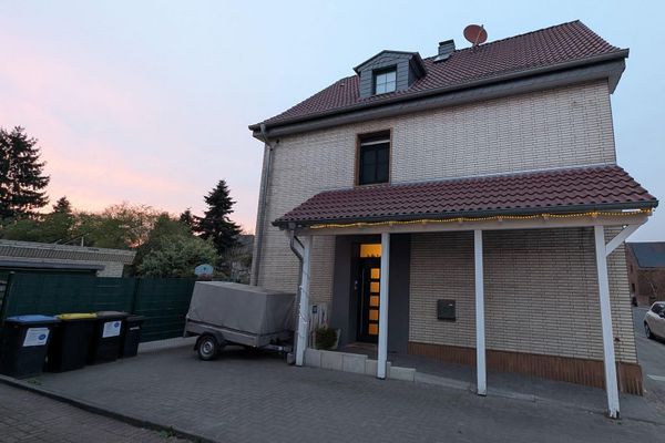 Acogedora vivienda antigua con mucho espacio para la familia y un gran jardín