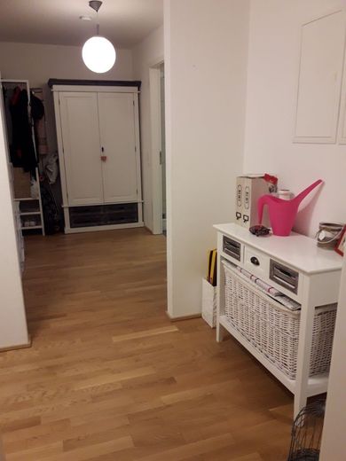 2,5 Zimmer Garten Wohnung im wiesbadener Künstlerviertel<br> – Flur