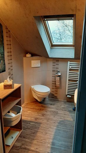 Gäste-WC OG