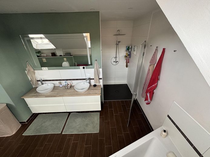 Daire yerine ev hissi | 147 m² | havuzlu özel bahçe | büyük garaj | komisyonsuz – Fotoğraf 11