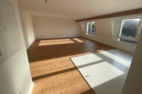 Neubau 2,5 Zimmer mit Wärmepumpe und Fussbodenheizung