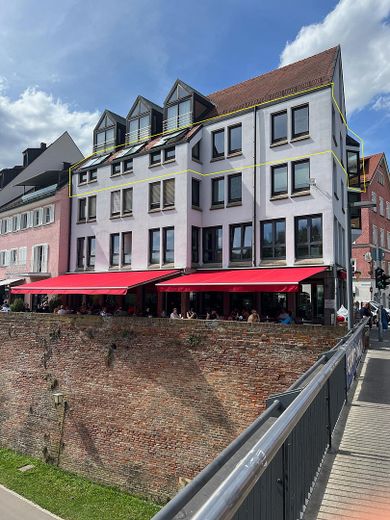 Direkt an der hist. Stadmauer