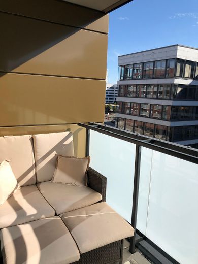 Helle, moderne City Maisonette Wohnung am Kanal – Balkon 4. OG