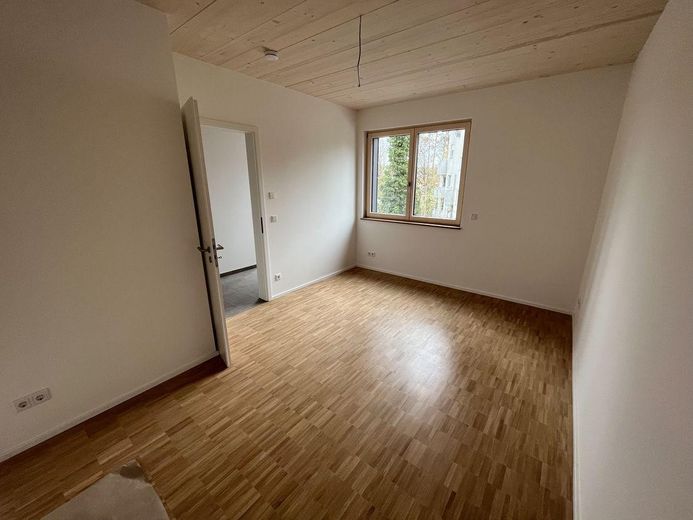 5-room apartment in an eco-friendly timber house – Gästezimmer Ebene 1
