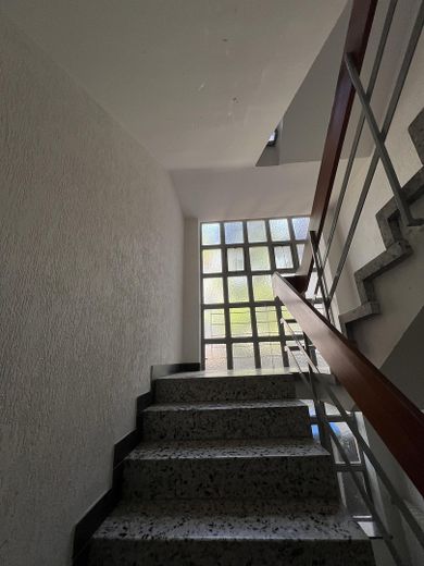 WG-Zimmer: Möbliert, saniert & separat nutzbar – nur 200 m zur Uni Mannheim! Sofort verfügbar!** – Treppenhaus 1.OG