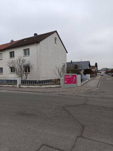 Doppelhaushälfte mit Ausbaureserve – Süd-West-Fassade