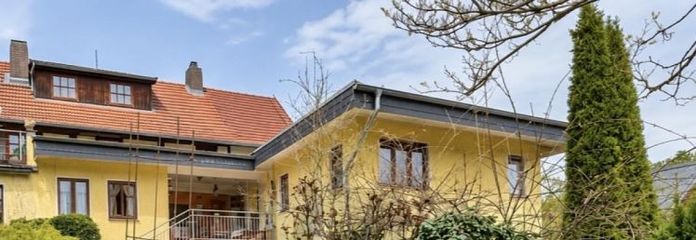 PROPIEDAD MODERNIZADA CON UNA FANTÁSTICA ZONA EXTERIOR