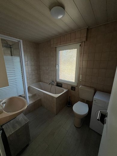 Ampio appartamento di 4 locali con 139m² di superficie abitabile a Kranüchel – Foto 16