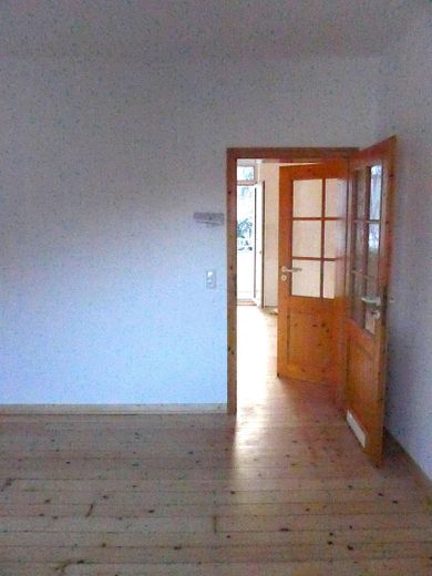 Wohnzimmer Blick in die Küche