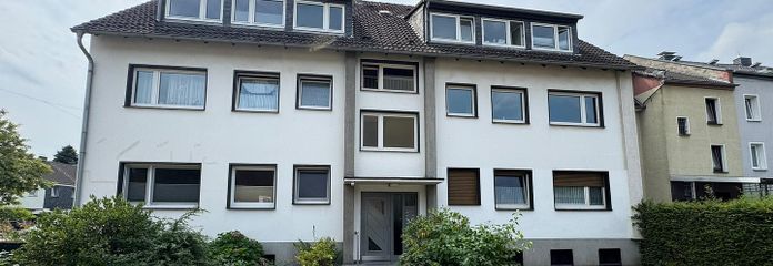 gepflegtes Mehrfamilienhaus 1