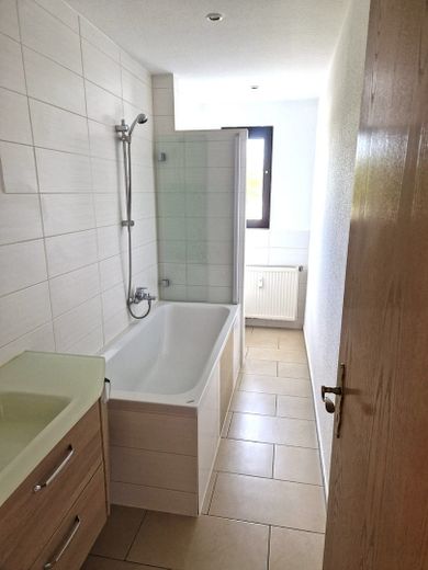 Dermbach, Wohnhs. + Gewerbe – Foto 8