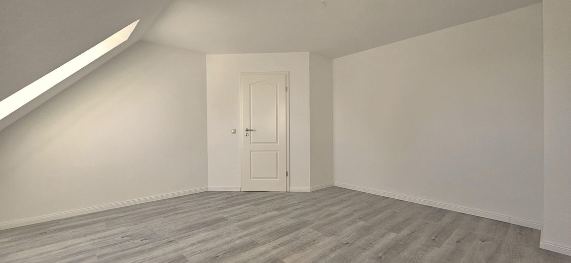 Sunny maisonette apartment in Elstorf - green, quiet and central – Wohnzimmer 
