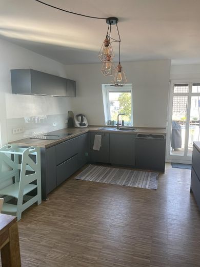 Apartamento de 3,5 habitaciones en Stuttgart-West | Dúplex Kräherwald con balcón y galería – Küche 2