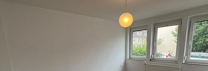 Gepflegte 2-Zimmer-Wohnung mit Balkon und Einbauküche – Bremen-Walle – Wohnzimmer