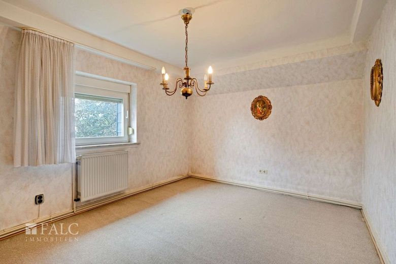 1.002 m² Grundstück mit Bestand - Sanierungschance oder Neubauprojekt mit Entwicklungspotenzial – SZ DG