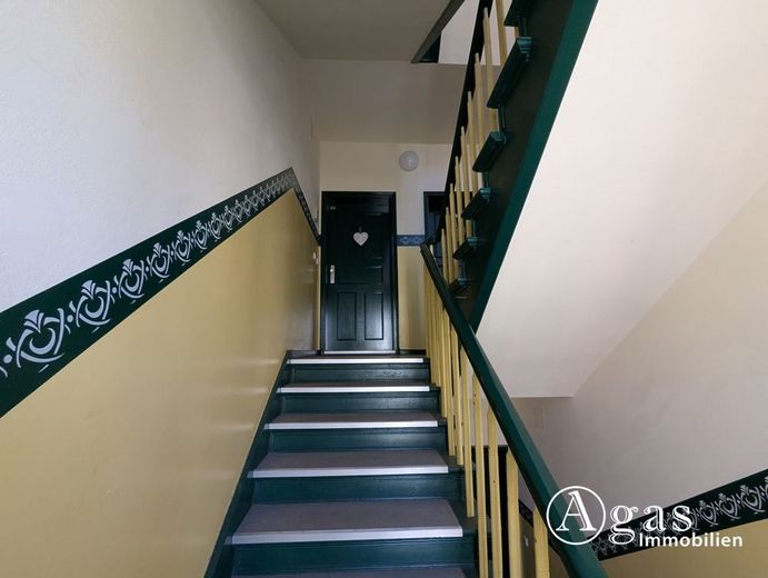 Schöne 3-Zimmer-Wohnung mit Wintergarten zentral in Eberswalde – Treppenhaus
