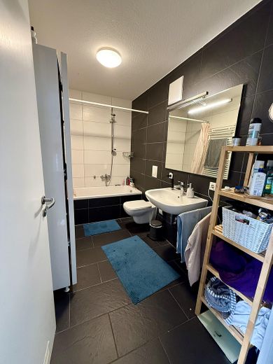 Stylisches Loft mit großer Terrasse – Bad