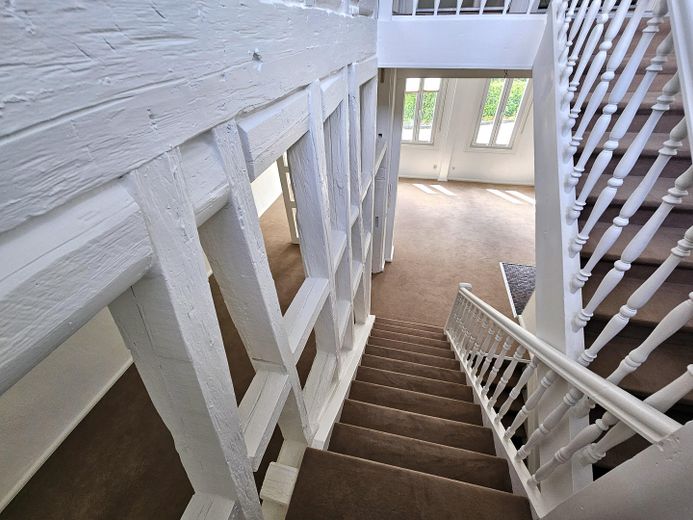 Apartamento dúplex de 4,5 habitaciones en el Kurpark de Schlangenbad – Blick aus 2. in 1. Stock