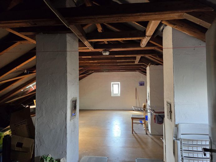 Dachboden über der Wohnung