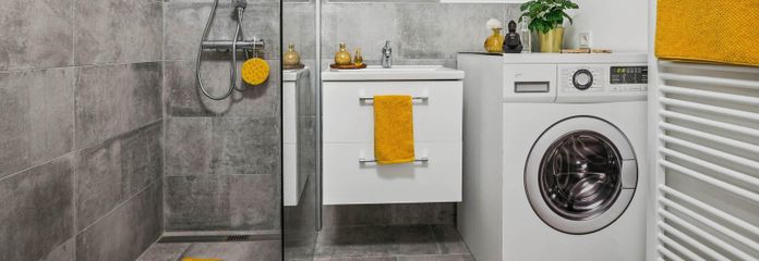 Badezimmer mit Dusche