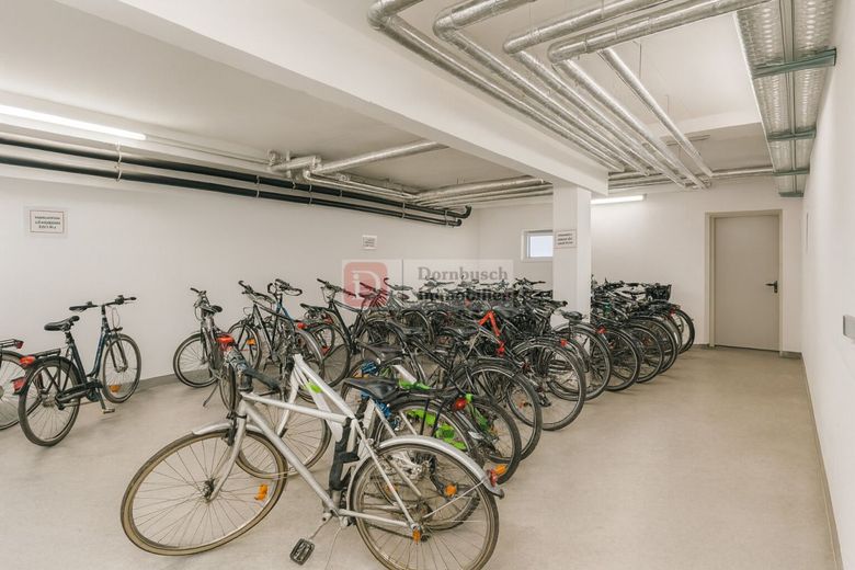 Top!! Provisionsfreie Gartenwohnung - hochwertige Renovierung, moderne Einbauküche – Fahrradraum