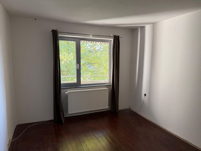 3 Zimmer Whg mit Balkon + Garage in St. Magnus 165.000€ !!Provisionsfrei!! – Schlafzimmer I