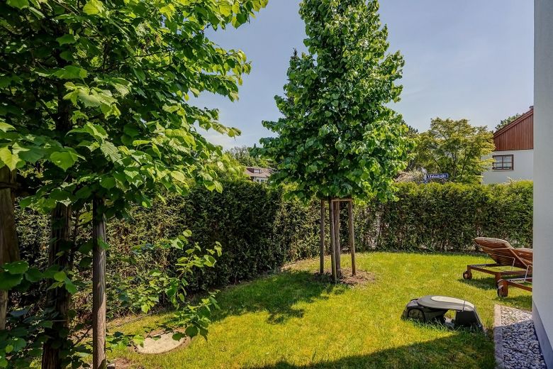 Hochwertige, möblierte Gartenwohnung – Garten