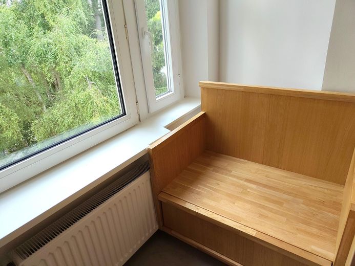 Umfassend renovierte Wohnung im Jugendstilgebäude, provisionsfrei – Blick in den Innenhof