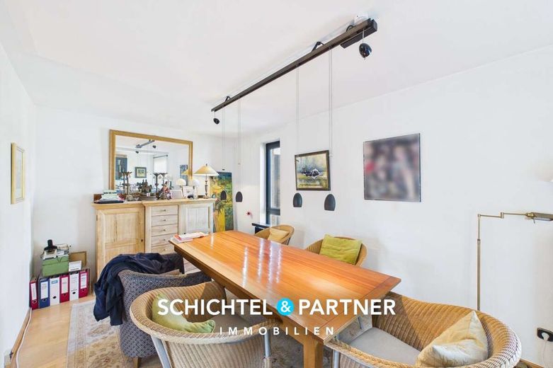 Radio Bremen | Große Maisonettewohnung mit Spitzboden, Balkon &amp; Garage – S&amp;P | Esszimmer