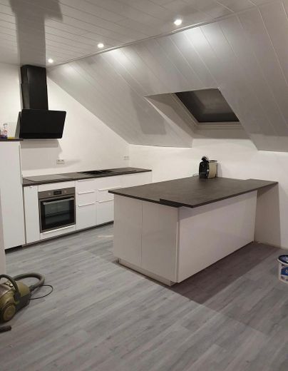 großzügiger Küchenbereich