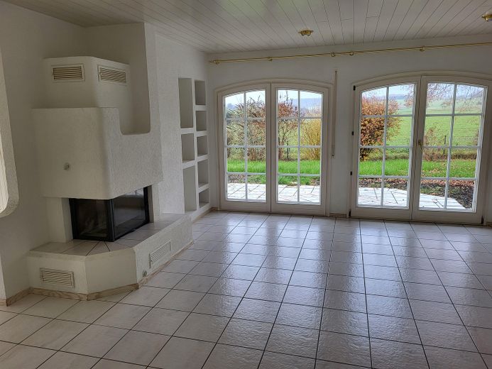 Belle maison dans un cadre verdoyant, district de Neckar-Odenwald, Ravenstein ; à 3 km de l’autoroute, à 2 km du terrain de golf – Photo 13