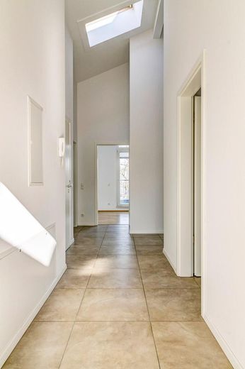 Lichtdurchflutete Penthouse-Wohnung mit Dachterrasse unweit der Münchener City – Diele