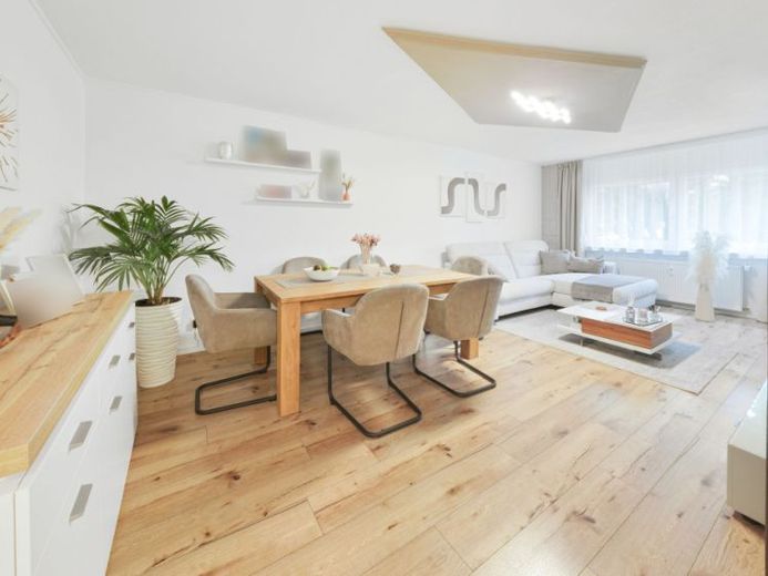 Stilvoll wohnen am Gifiz – großzügige 4-Zimmer-Wohnung mit Balkon, Garage – Foto 1