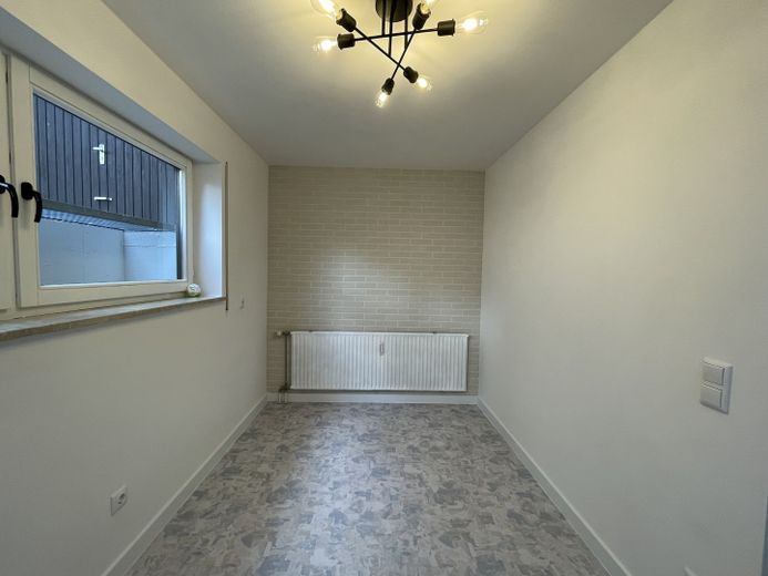 2-room basement apartment in an excellent location directly by Siebentischwald – Küche 3