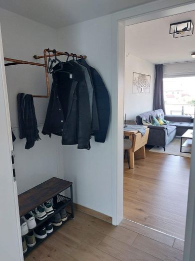 Eingang und Wohnzimmer