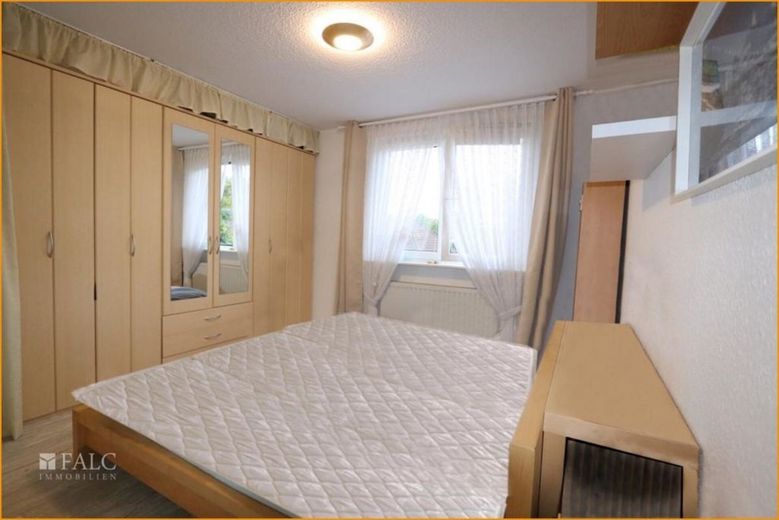 Schlafzimmer DG