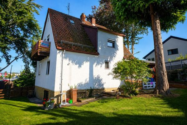 La vostra visione. Il vostro terreno. La vostra casa dei sogni. – Grande potenziale a Pegnitz
