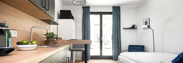 Berlin-Mitte'de özel teraslı modern daire – hemen taşınmaya hazır ve komisyonsuz – Wohnen und Küche