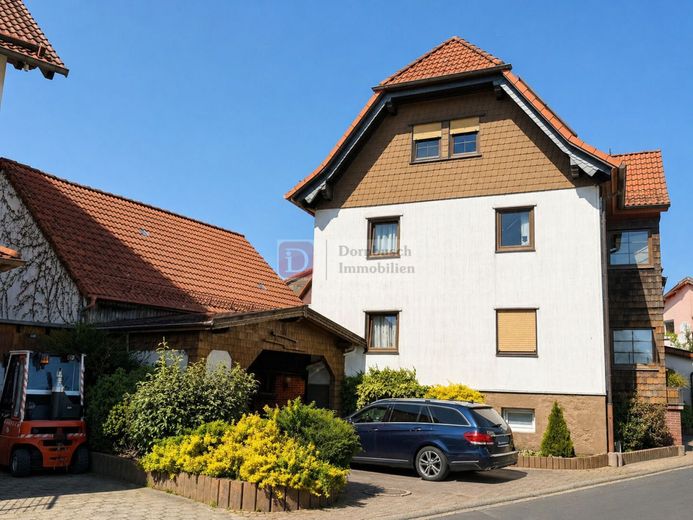 Top!! Mehrgenerationenhaus zur individuellen Nutzung mit Photovoltaikanlage – Seitenansicht