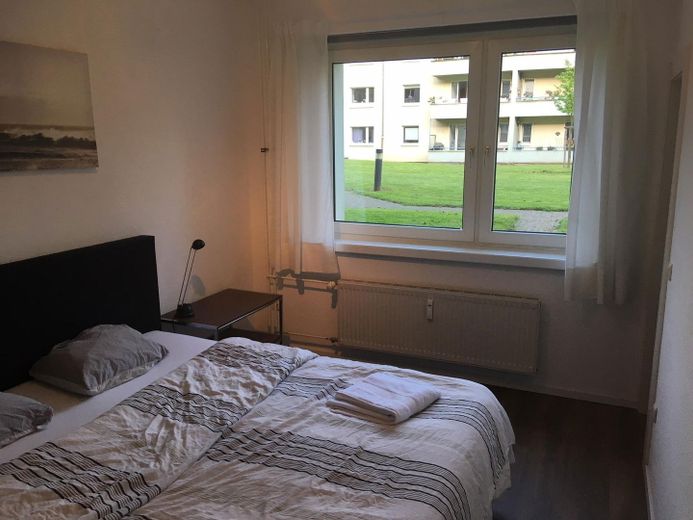 Schlafzimmer 2