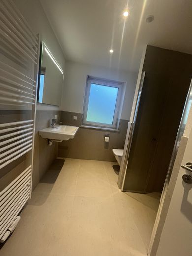 Vollständig renovierte 3-Zimmer-Wohnung – Foto 10