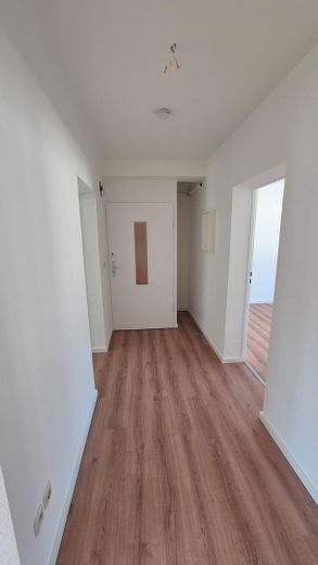 Frisch renovierte 3-Zimmer-Wohnung mit Balkon im energetisch modernisierten Mehrfamilienhaus – Foto 11