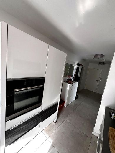 Sanierte 2-Zimmer Wohnung mit Balkon und atemberabendem Ausblick zur Kapitalanlage oder selbstbezug – Küche