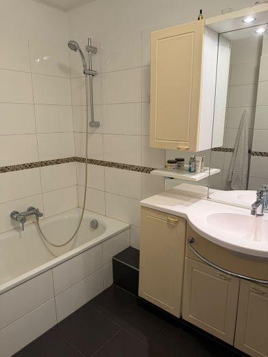Bellissimo appartamento arredato completamente con 2 locali e giardino a Overath - Steinenbrück – Bad