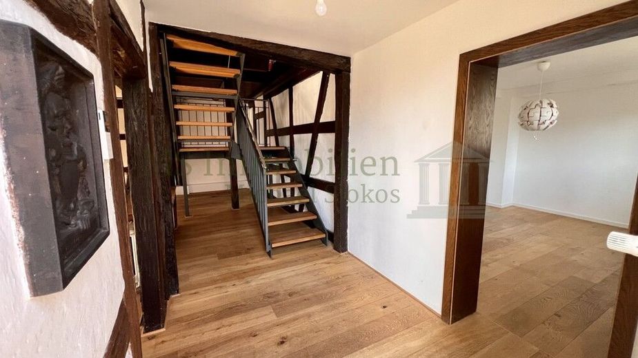 *** Denkmalgeschütztes EFH + Dreifamilienhaus im Herzen von Lampertheim *** – EFH EG Flur Ansicht 1