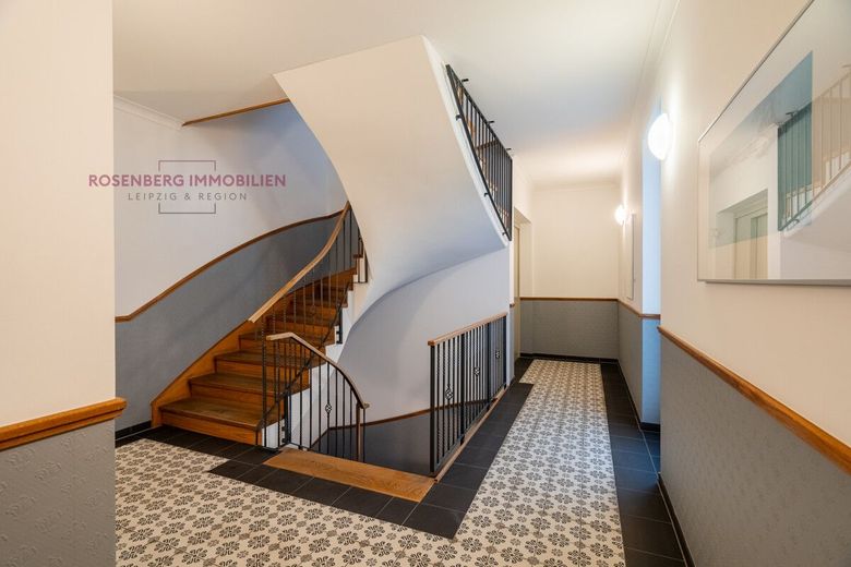 Stadtvilla Louise - 
Exclusive 3-Zimmer-Wohnung mit Balkon als solide Kapitalanlage – f27b3414-f27b3414-treppenhaus-etagenwohnung-in-leipzig-leipzig-zentrum-nord-gohlis-sued-jpg-treppenhaus-etagenwohnung-in-leipzig-leipzig-zentrum-nord-gohlis-sued