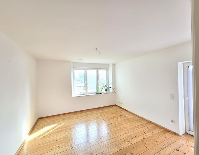 Bonito apartamento de 1 habitación con balcón y cocina en Luckenwalde – Wohn-  oder Schlafzimmer