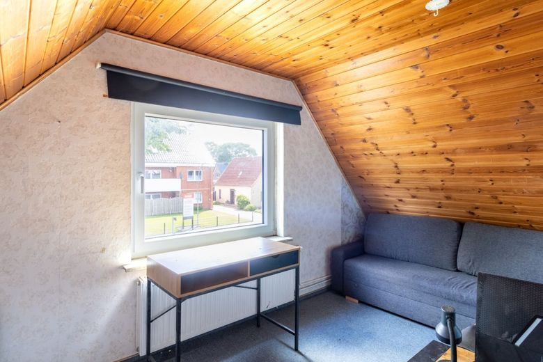 Einfamilienhaus mit viel Potenzial und Raum für eigene Ideen – Zimmer II OG