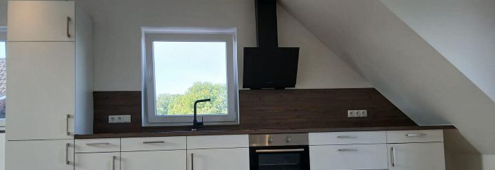ERSTBEZUG 2026 – Moderne OG-Wohnung mit Balkon, PKW-Stellplatz und Abstellraum für Fahrräder